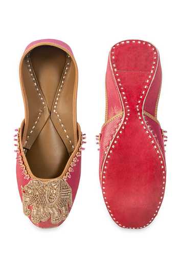 Shop_5elements_Pink Gulraaz Zari Embroidered Juttis 