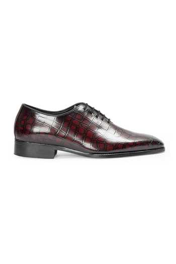 Domani Wine Draco Patina Leather Wholecut Shoes Online at Aza Fashions Domani_Wine Draco Patina Leather Wholecut Shoes _Online_at_Aza_Fashions