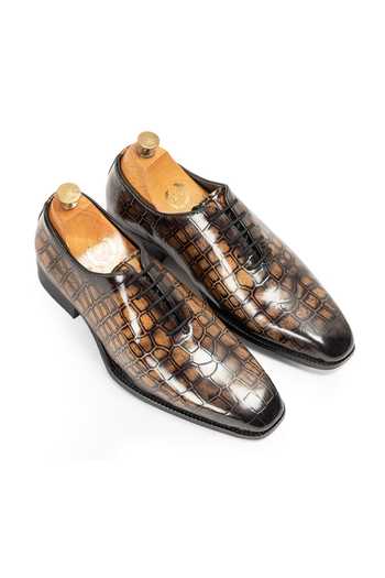 Domani Draco Patina Leather Wholecut Shoes
