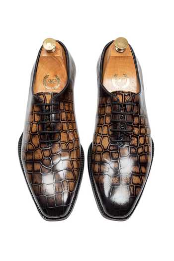 Domani Draco Patina Leather Wholecut Shoes