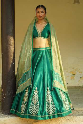 Deep Thee Hand Embroidered Lehenga Set 