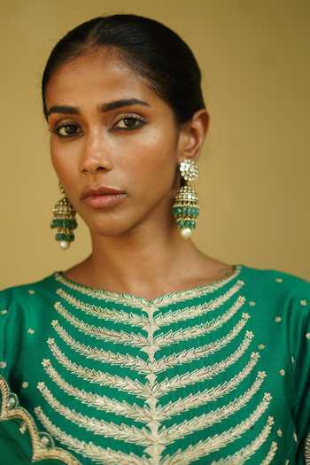 Deep Thee_Emerald Green Silk, Shantoon Round Neck, Yes Embroidered Kurta Set _at_Aza_Fashions