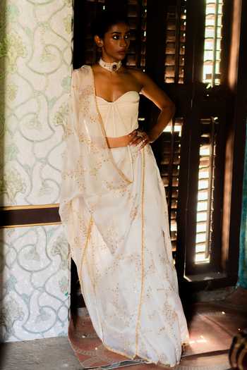 Deep Thee Organza Saree With Embroidered Corset