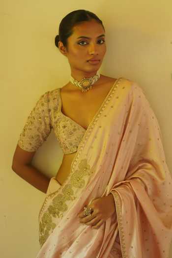 Shop_Deep Thee_Peach Silk Sweetheart Neck Embroidered Saree With Blouse _Online_at_Aza_Fashions