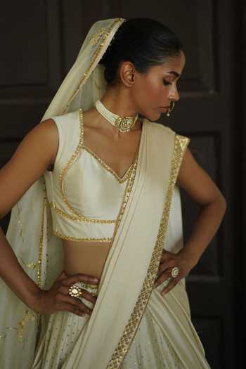 Buy_Deep Thee_Ivory Silk, Shantoon V-neck Hand Embroidered Blouse Lehenga Set _Online_at_Aza_Fashions