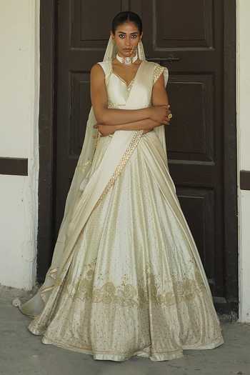 Deep Thee Hand Embroidered Blouse Lehenga Set
