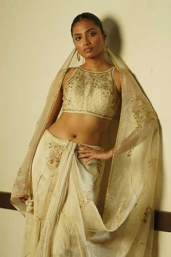 Buy Deep Thee Ivory Organza Round Neck Embroidered Saree With Blouse Online at Aza Fashions Buy_Deep Thee_Ivory Organza Round Neck Embroidered Saree With Blouse _Online_at_Aza_Fashions