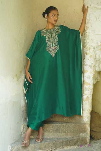 Deep Thee Placement Embroidered Kaftan 