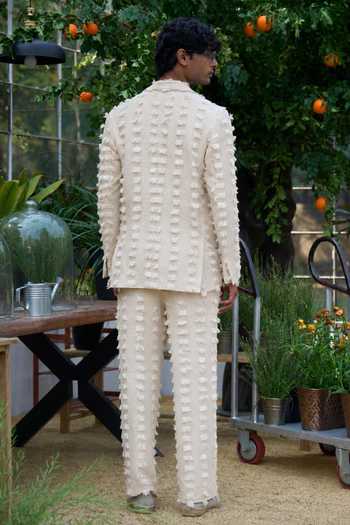Dash And Dot Textured Frayed Pant 