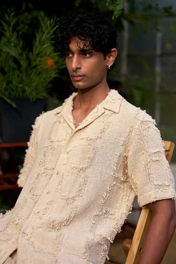 Buy_Dash And Dot_Ivory Cotton Frayed Jacquard Shirt 