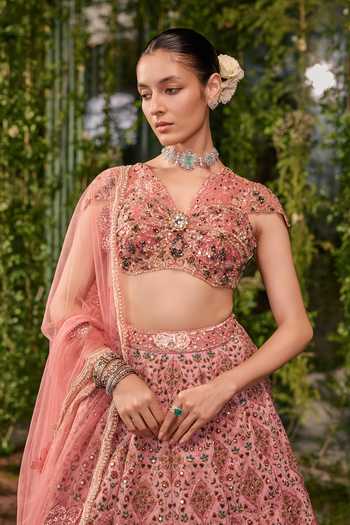 Jigar & Nikita Pink Silk, Tulle V-neck Mayurvan The Enchanted Garden Bridal Lehenga Set Online at Aza Fashions Jigar & Nikita_Pink Silk, Tulle V-neck Mayurvan The Enchanted Garden Bridal Lehenga Set _Online_at_Aza_Fashions