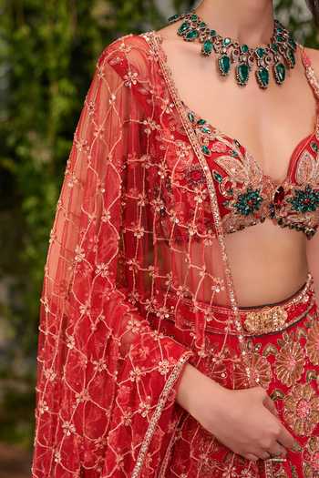 Jigar & Nikita Red Silk, Tulle Sweetheart Neck Udaan The Bird Of Hope Bridal Lehenga Set at Aza Fashions Jigar & Nikita_Red Silk, Tulle Sweetheart Neck Udaan The Bird Of Hope Bridal Lehenga Set _at_Aza_Fashions