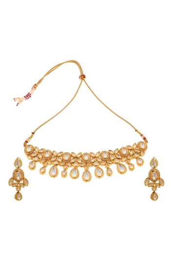 Minaki Kundan Embellished Choker Set