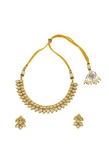 Minaki Kundan Studded Necklace Set