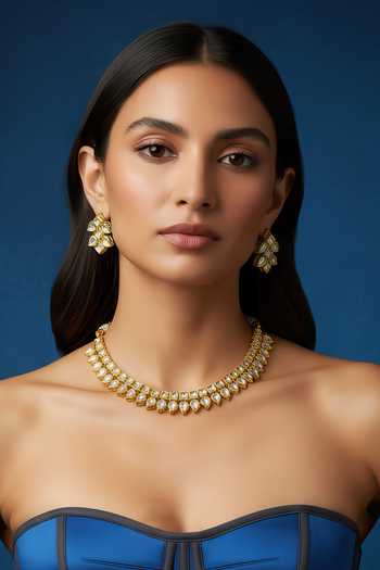 Minaki Kundan Studded Necklace Set