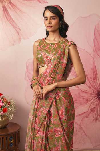 Vana Ethnics Green Chiffon, Lurex Round Neck Paisley Print Pre-draped Saree With Blouse Online at Aza Fashions Vana Ethnics_Green Chiffon, Lurex Round Neck Paisley Print Pre-draped Saree With Blouse _Online_at_Aza_Fashions