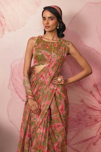 Shop Vana Ethnics Green Chiffon, Lurex Round Neck Paisley Print Pre-draped Saree With Blouse Online at Aza Fashions Shop_Vana Ethnics_Green Chiffon, Lurex Round Neck Paisley Print Pre-draped Saree With Blouse _Online_at_Aza_Fashions