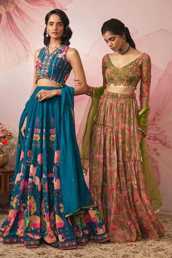 Vana Ethnics Green Chiffon, Lurex V-neck Paisley Print Gathered Lehenga Set Online at Aza Fashions Vana Ethnics_Green Chiffon, Lurex V-neck Paisley Print Gathered Lehenga Set _Online_at_Aza_Fashions