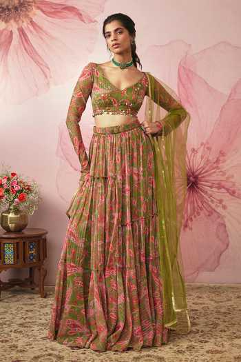 Vana Ethnics Paisley Print Gathered Lehenga Set