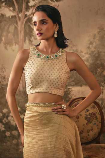 Buy Vana Ethnics Gold Tissue, Jacquard, Shantoon High Metallic Pre-pleated Saree With Blouse Online at Aza Fashions Buy_Vana Ethnics_Gold Tissue, Jacquard, Shantoon High Metallic Pre-pleated Saree With Blouse _Online_at_Aza_Fashions