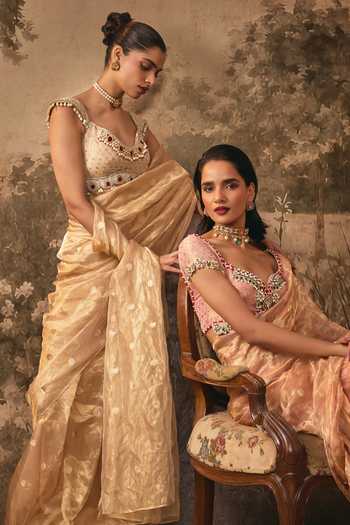 Vana Ethnics Gold Tissue, Jacquard, Shantoon Leaf Metallic Pre-pleated Saree With Blouse at Aza Fashions Vana Ethnics_Gold Tissue, Jacquard, Shantoon Leaf Metallic Pre-pleated Saree With Blouse _at_Aza_Fashions