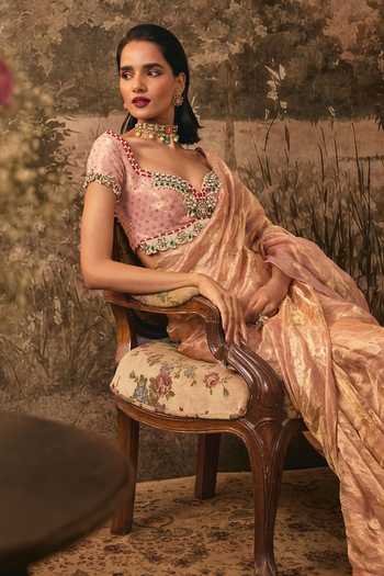 Vana Ethnics Pink Silk Sweetheart Neck Blush Pre-draped Saree With Blouse at Aza Fashions Vana Ethnics_Pink Silk Sweetheart Neck Blush Pre-draped Saree With Blouse _at_Aza_Fashions