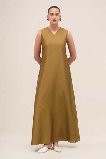 Shop_Ampm_Olive Green Chanderi V-neck Aayat Abaya And Inner Set _Online_at_Aza_Fashions