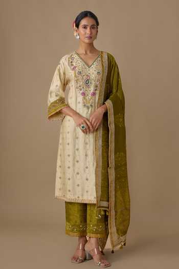 Sheeshakari Hand Embroidered Silk Kurta Set 