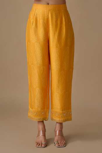 Buy Sheeshakari Cream Silk V-neck, Yes Floral Yoke Hand Embroidered Kurta Set Online at Aza Fashions Buy_Sheeshakari_Cream Silk V-neck, Yes Floral Yoke Hand Embroidered Kurta Set _Online_at_Aza_Fashions