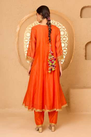 Shop Saina Kapoor Orange Cotton, Organza, Chanderi, Viscose Floral Embellished Anarkali Set at Aza Fashions Shop_Saina Kapoor_Orange Cotton, Organza, Chanderi, Viscose Floral Embellished Anarkali Set _at_Aza_Fashions