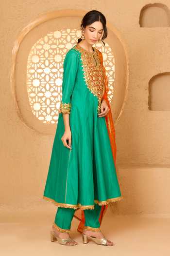 Buy Saina Kapoor Green Cotton, Organza, Chanderi, Viscose Keyhole Neck Sequin Work Anarkali Set Online at Aza Fashions Buy_Saina Kapoor_Green Cotton, Organza, Chanderi, Viscose Keyhole Neck Sequin Work Anarkali Set _Online_at_Aza_Fashions
