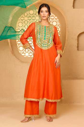 saina kapoor Orange Cotton, Organza, Chanderi, Viscose Round Neck Embroidered Kurta Set Online at Aza Fashions saina kapoor_Orange Cotton, Organza, Chanderi, Viscose Round Neck Embroidered Kurta Set _Online_at_Aza_Fashions