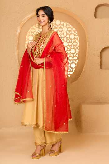 saina kapoor Beige Cotton, Organza, Chanderi, Viscose Round Neck Gota Patti Work Kurta Set Online at Aza Fashions saina kapoor_Beige Cotton, Organza, Chanderi, Viscose Round Neck Gota Patti Work Kurta Set _Online_at_Aza_Fashions