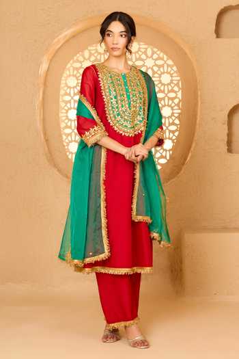 saina kapoor Red Cotton, Organza, Chanderi, Viscose Round Gota Patti Embellished Kurta Set Online at Aza Fashions saina kapoor_Red Cotton, Organza, Chanderi, Viscose Round Gota Patti Embellished Kurta Set _Online_at_Aza_Fashions