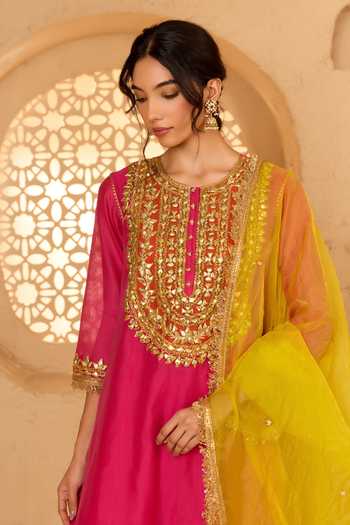 Buy saina kapoor Fuchsia Cotton, Organza, Chanderi, Viscose Round Pearl Embroidered Kurta Set Online at Aza Fashions Buy_saina kapoor_Fuchsia Cotton, Organza, Chanderi, Viscose Round Pearl Embroidered Kurta Set _Online_at_Aza_Fashions