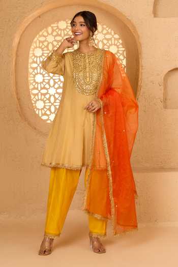 saina kapoor Embroidered Short Anarkali Salwar Set 