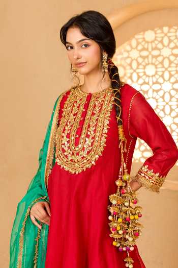 Shop saina kapoor Red Cotton, Organza, Chanderi, Viscose Round Neck Embroidered Short Anarkali Set Online at Aza Fashions Shop_saina kapoor_Red Cotton, Organza, Chanderi, Viscose Round Neck Embroidered Short Anarkali Set _Online_at_Aza_Fashions