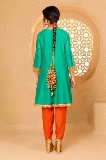 saina kapoor Yoke Embroidered Anarkali Set 