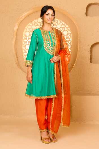 Buy saina kapoor Green Cotton, Organza, Chanderi, Viscose Round Yoke Embroidered Anarkali Set Online at Aza Fashions Buy_saina kapoor_Green Cotton, Organza, Chanderi, Viscose Round Yoke Embroidered Anarkali Set _Online_at_Aza_Fashions