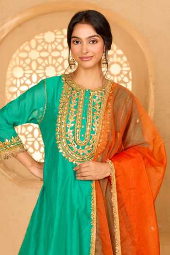 Shop saina kapoor Green Cotton, Organza, Chanderi, Viscose Round Yoke Embroidered Anarkali Set Online at Aza Fashions Shop_saina kapoor_Green Cotton, Organza, Chanderi, Viscose Round Yoke Embroidered Anarkali Set _Online_at_Aza_Fashions
