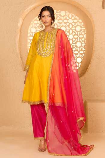 saina kapoor Placket Embroidered Anarkali Set 