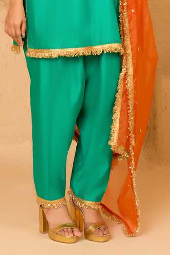 saina kapoor Green Cotton, Organza, Chanderi, Viscose Floral Embroidered Kurta Salwar Set Online at Aza Fashions saina kapoor_Green Cotton, Organza, Chanderi, Viscose Floral Embroidered Kurta Salwar Set _Online_at_Aza_Fashions