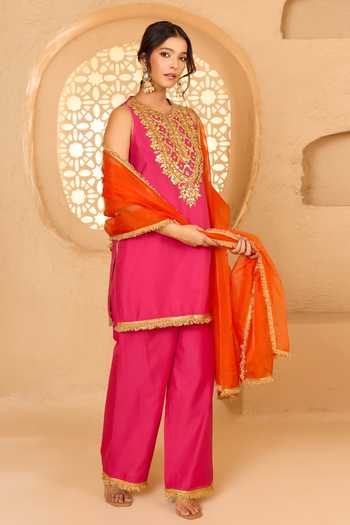 Shop saina kapoor Fuchsia Cotton, Organza, Chanderi, Viscose Sequin Embroidered Kurta Pant Set Online at Aza Fashions Shop_saina kapoor_Fuchsia Cotton, Organza, Chanderi, Viscose Sequin Embroidered Kurta Pant Set _Online_at_Aza_Fashions