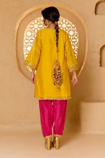 saina kapoor Diagonal Trellis Pattern Kurta Set 