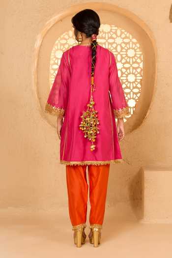 saina kapoor Sequin Embroidered Kurta Set 