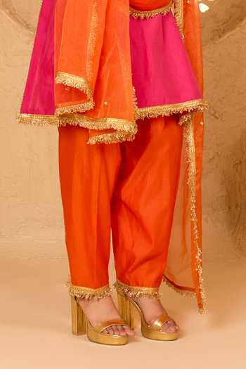 saina kapoor Fuchsia Cotton, Organza, Chanderi, Viscose Round Sequin Embroidered Kurta Set Online at Aza Fashions saina kapoor_Fuchsia Cotton, Organza, Chanderi, Viscose Round Sequin Embroidered Kurta Set _Online_at_Aza_Fashions