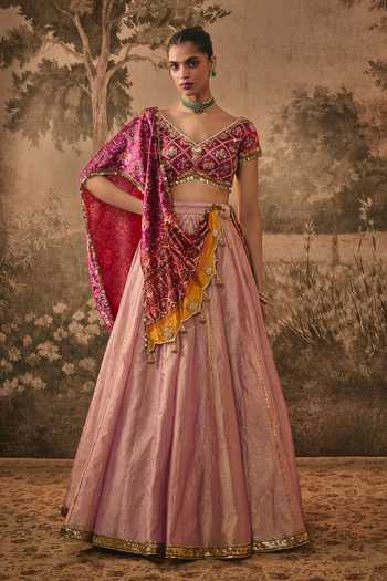 Vana Ethnics Pink Silk, Satin, Tissue V-neck Lehenga Set With Patola Dupatta Online at Aza Fashions Vana Ethnics_Pink Silk, Satin, Tissue V-neck Lehenga Set With Patola Dupatta _Online_at_Aza_Fashions