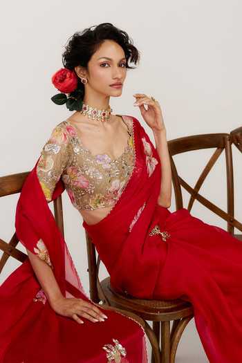 Issa Studio By Chetana & Swathi Red Organza Sweetheart Neck Arika Printed Saree With Blouse Online at Aza Fashions Issa Studio By Chetana & Swathi_Red Organza Sweetheart Neck Arika Printed Saree With Blouse _Online_at_Aza_Fashions