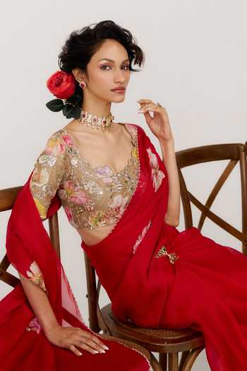 Issa Studio By Chetana & Swathi_Red Organza, Satin Sweetheart Neck Iksha Printed Saree With Blouse _Online_at_Aza_Fashions