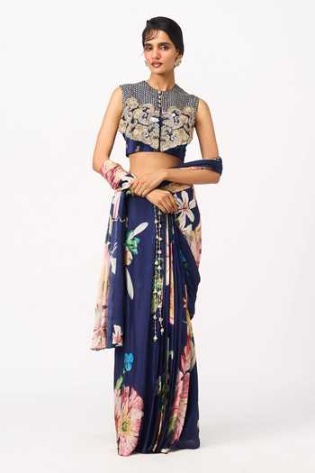 Issa Studio By Chetana & Swathi Naveli Printed Pre-Draped Saree Set With Cape 